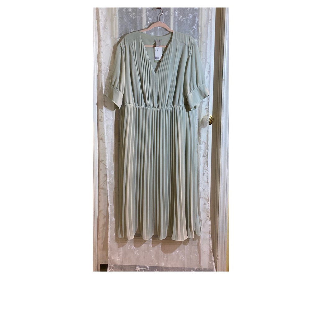 H & M dress